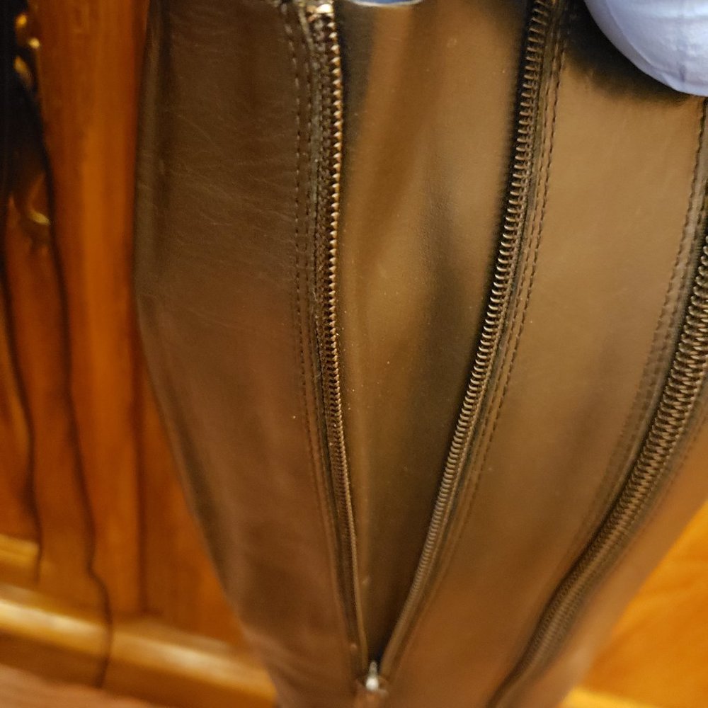 Women's Black Leather Boots - Picture 9 of 14